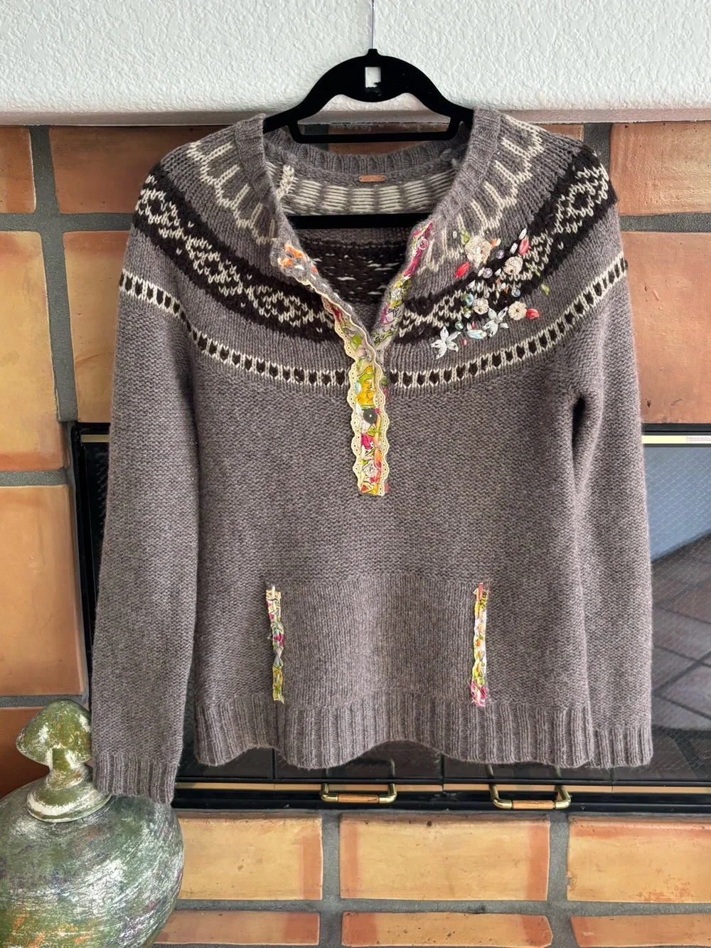Vintage Free People Bohemian sweater: wool/alpaca blend with lace details